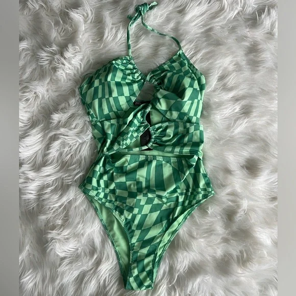 NWOT Zara Green One Piece - Picture 5 of 5